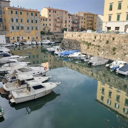 Casa Di Federica Camera Con Bagno Privato Esterno リヴォルノ エクステリア 写真