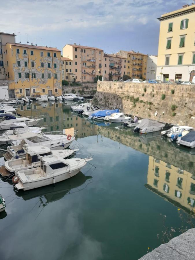 Casa Di Federica Camera Con Bagno Privato Esterno リヴォルノ エクステリア 写真